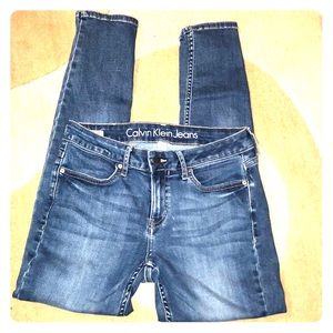 Calvin Klein Jeans size 4 super stretch